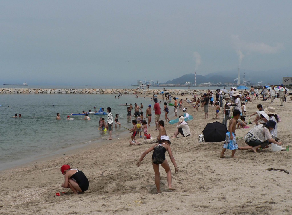 寒川豊岡海浜公園ふれあいビーチ 遊ぶ 四国中央市観光協会 ～愛媛県四国中央市の観光情報をご紹介～